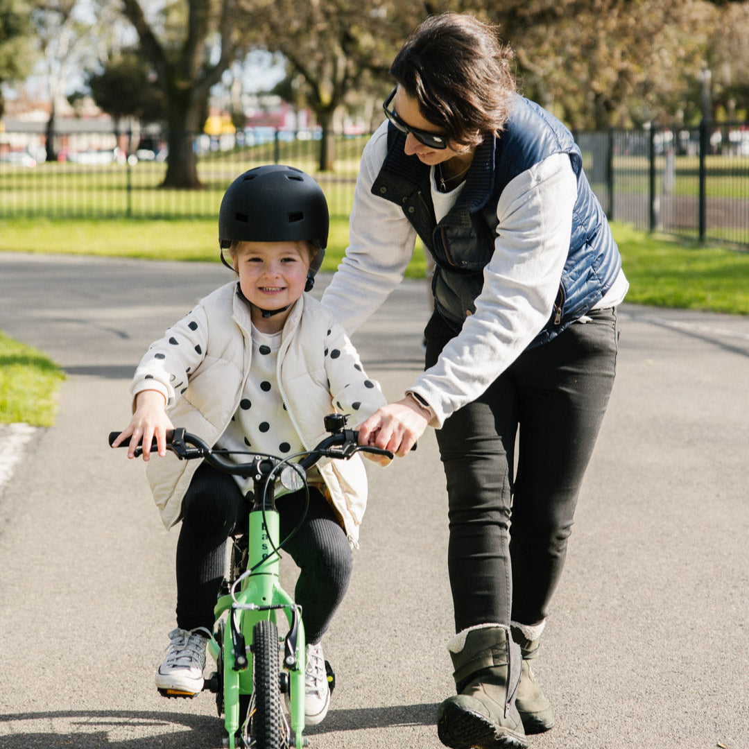 How to Teach a Kid to Ride a Bike